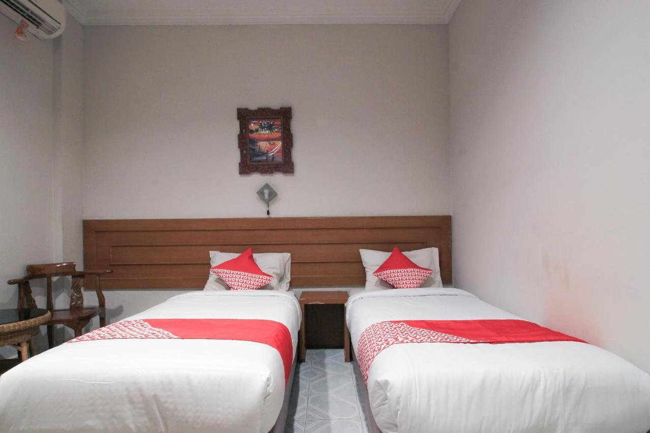 Oyo 717 Hotel Dharma Utama Syariah Pekanbaru Exterior foto
